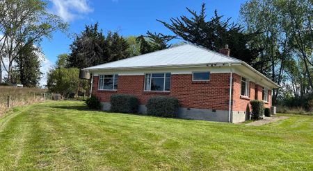 3 Bedroom Brick Home in Peaceful Rural Setting - Photo 4