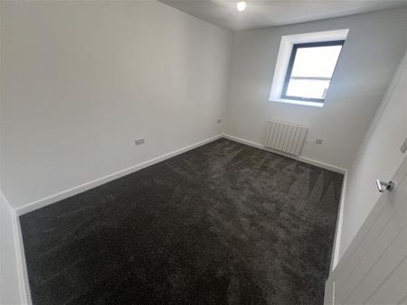 142 Horninglow Street - Photo 2