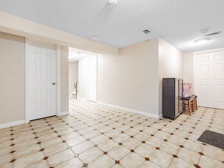 For Lease - 58 Ranee Avenue Unit# 1, Toronto, Ontario - Photo 5