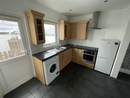 58 Ainsworth Drive, Belfast, BT13 3EJ - Photo 4