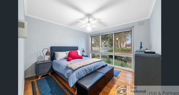 42 Saxonwood Drive, Narre Warren - Photo 1