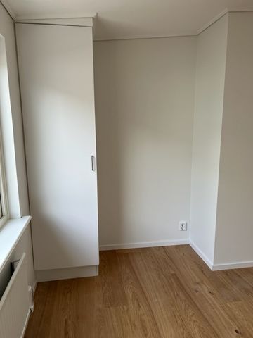 Göteborgsvägen, Lilla Edet - Photo 4