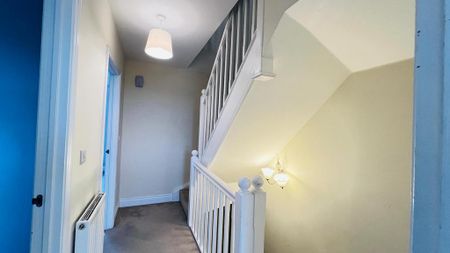 4 bedroom townhouse to rent - Photo 5