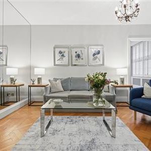 Kensington Park Road, W11 - Photo 1