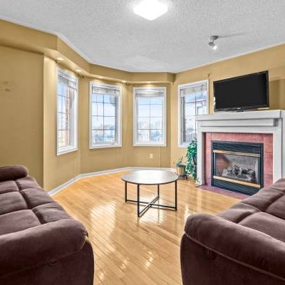 4 bedroom Full House in Cooksville - Lots of Parking - Photo 4