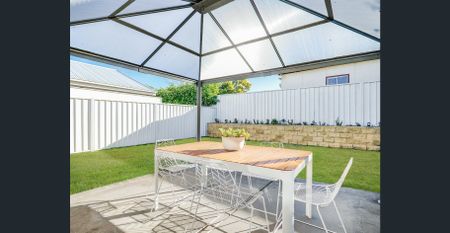 Centrally Located Three Bedroom Home - Photo 5