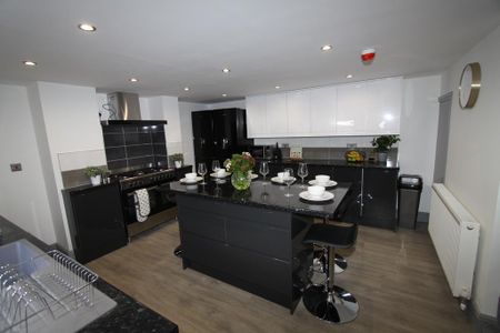 1 bedroom in a house share to rent - Photo 5