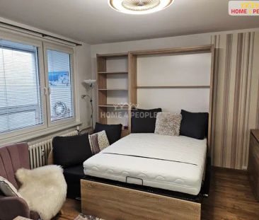 Pronájem bytu 1+kk/L , 34,2 m, Svídnická, Praha 8 – Troja - Photo 2