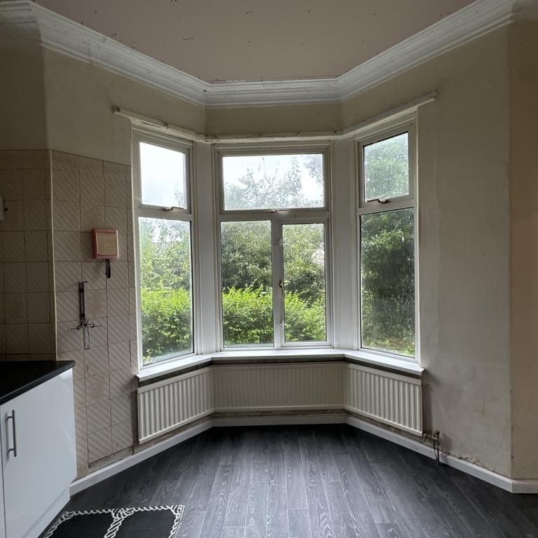 6 bedroom detached house to rent - Photo 1