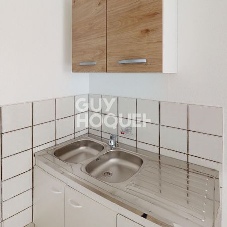 Location Appartement 2 pièces 27m² - Photo 3