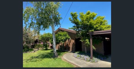 WALKING DISTANCE TO CAFES, RESTAURANTS AND CINEMA - Photo 5