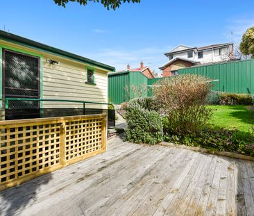 Spacious Home, Great Location - Photo 4