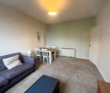 Top Floor Left, 33 Erskine Street, AB24 3NP, Aberdeen - Photo 3