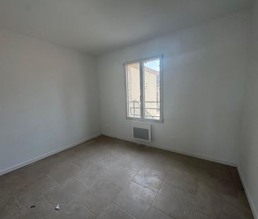 Location Appartement 2 pièces 45m² POURRIERES 83910 - Photo 2