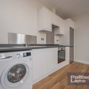 1 bedroom apartment - Photo 2