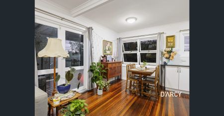 Bright, Breezy & Spacious Unit in Ashgrove - Photo 2