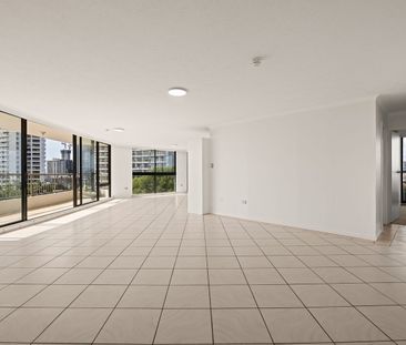 Elevated Space & Lifestyle in Paradise Waters - Photo 5