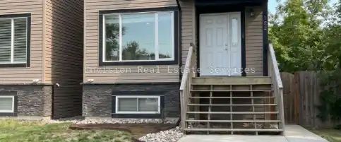 1822 Avenue D North, Saskatoon Single Family Home | 4 Bedrooms | 3.5 Bathrooms — 1822 Avenue D North, Saskatoon Single Family Home | 4 Bedrooms | 3.5 Bathrooms - Photo 1