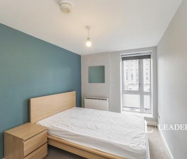 2 bedroom flat to rent - Photo 6