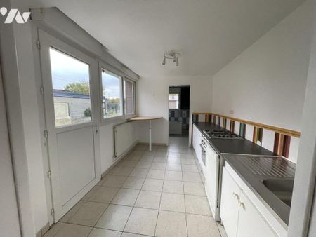 maison individuelle 2 chambres, garage et Jardin - Photo 3