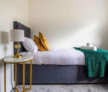 Holdgate Close, Brackley, NN13 - Photo 4