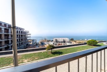 Apartamento T3 com varanda, novo, com vista mar, em Vila Nova de Gaia