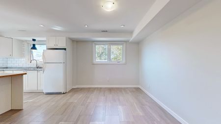 For Lease - 1210 Victoria Park Avenue, Toronto, Ontario - Photo 4