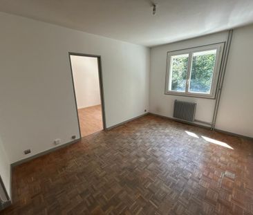 Location Appartement 2 pièces 43m² LE CREUSOT 71200 - Photo 4
