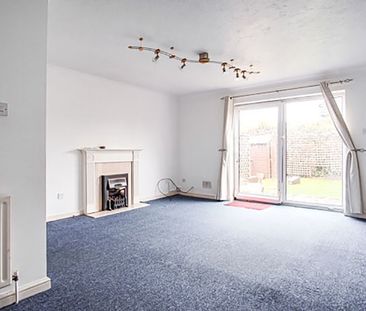 3 bedroom house to rent Oaks Close, Westergate, Chichester, PO20 - Photo 2