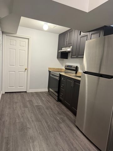 For Lease - 163 Heartview Road Unit# Bsmt, Brampton, Ontario - Photo 3