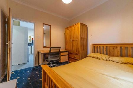 Post Office, Main Street, Heslington - Photo 5