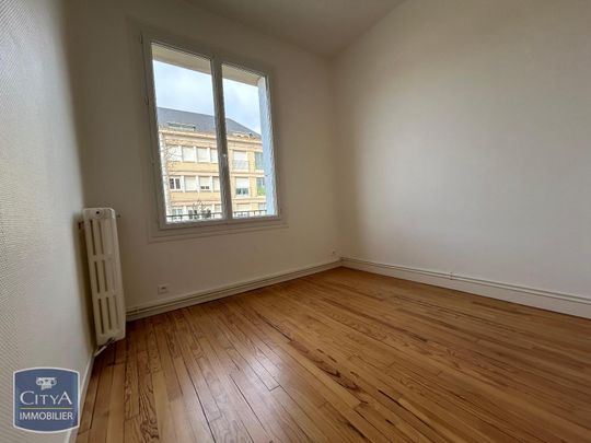Location Appartement 3 pièces 94m² ST NAZAIRE 44600 - Photo 1