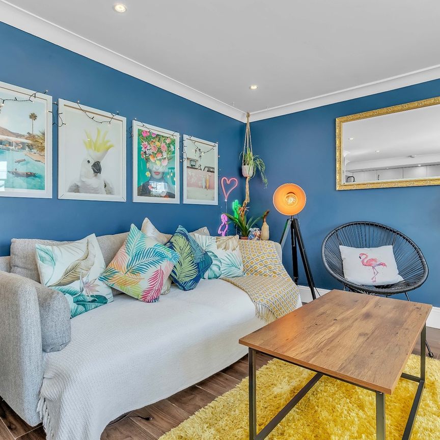 2 Bed Flat, Lennox House, BN2 - Photo 1