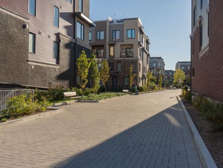 For Lease - 3566 Colonial Drive Unit# 19, Mississauga, Ontario - Photo 4