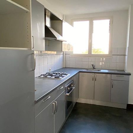 Location Appartement 4 pièces 72m² ST BRIEUC 22000 - Photo 3