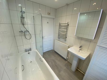 2 Bed Terraced House, Tyndale Street, LE3 - Photo 4