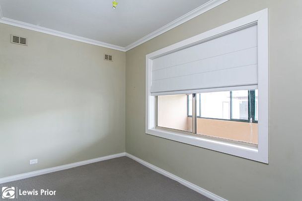 9 Kent Avenue, 5047, Seacombe Gardens Sa - Photo 1