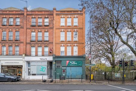 3 bedroom flat to rent - Photo 3