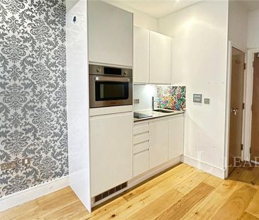 1 bedroom flat to rent - Photo 5