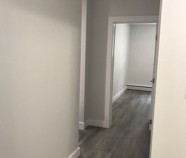 CRESTLINE APARTMENTS - Photo 5