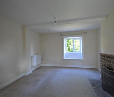 3 bedroom cottage to rent - Photo 2