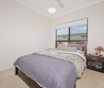 PERFECTION IN BURDELL - Photo 6