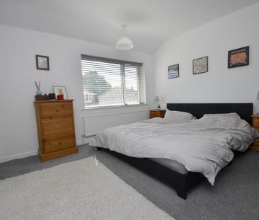 4 bedroom terraced house to rent - Photo 6