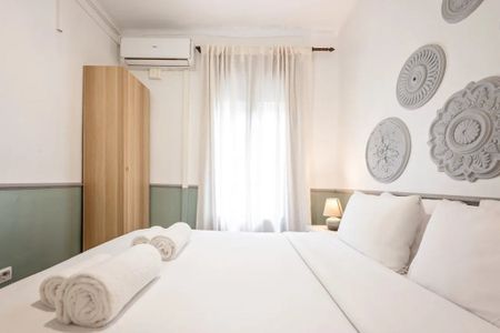 Carrer de la Marina, Barcelona, Catalonia 08013 - Photo 4