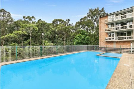 Spacious Three-Bedroom Apartment in Prime Epping Location - Photo 2