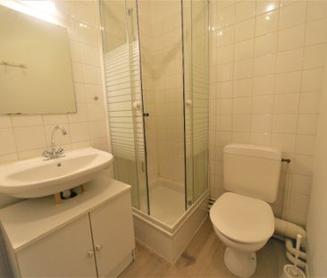 Location Appartement 1 pièce 19m² - Photo 2