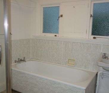 4-5 Bedrooms - Character and Space - Christchurch Girls' & Boys' Zone - Photo 1