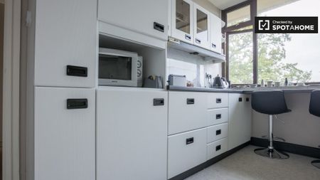 Comfortable room for rent in 3-bedroom apartment in Rathgar - Photo 2
