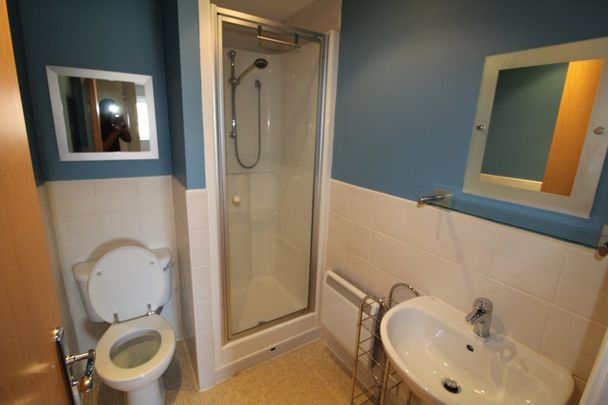 2 Bed Flat, Royal Plaza, S1 - Photo 1