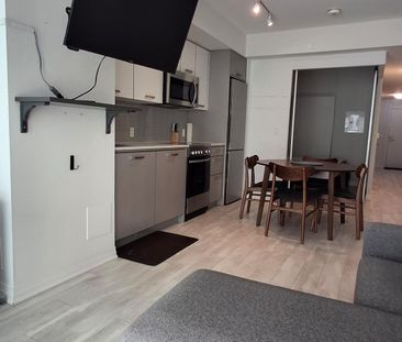 For Lease - 1630 Queen Street Unit# 211, Toronto, Ontario - Photo 1
